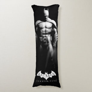 Arkham City   Schwarz-Weiß-Pose Batman Seitenschläferkissen