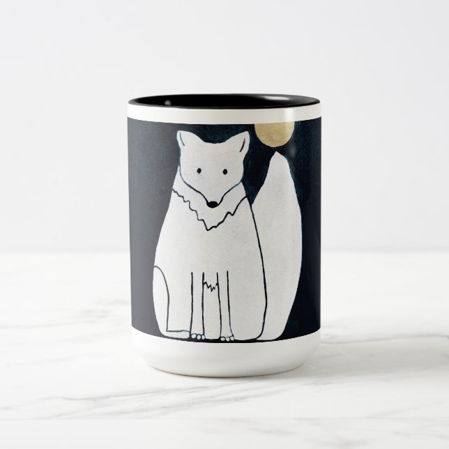 Arktischer Fox mit Mondlicht-Tasse Zweifarbige Tasse (Mittel)