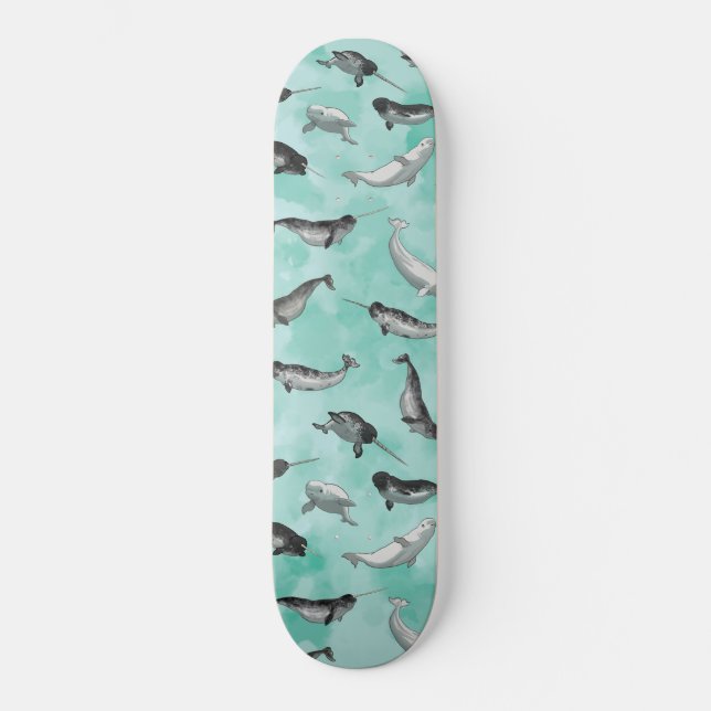 Arktisches Narwhals und Weißwal-Muster Skateboard (Vorderseite)