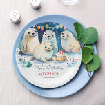Arktisches Siegel Wintergeburtsvorlage personalisi Pappteller<br><div class="desc">Niedliche Baby-Siegel arktische Winter Geburtstagsparty personalisierte Papier Teller Vorlage ,  Aquarell Winter Wunderland niedliche Baby-Siegel mit einem Party mit einem Geburtstag Kuchen Winterthema Kinder Geburtstag Party personalisiert Tischdekoration</div>