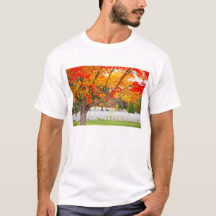 Arlington National Friedhof im Herbst T-Shirt