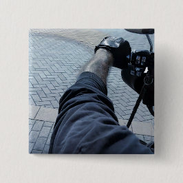 Arm und Hand eines Fahrrads Button