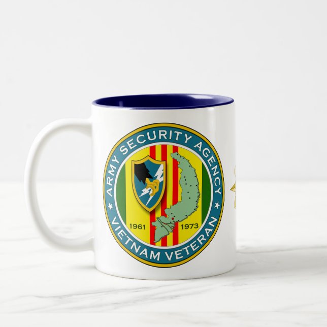 Armee-Sicherheitsbüro - Vietnam-Veteran Zweifarbige Tasse (Links)