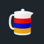 Armenischer Flaggenteapot<br><div class="desc">Fügen Sie Ihrer Teesammlung eine Touch armenischen Stolzes hinzu mit unserem exklusiven Teekessel mit armenischer Flagge! Dieser Teekessel, der mit viel Liebe zum Detail gestaltet wurde, ist nicht nur ein funktionaler Gegenstand, sondern ein Feier des reichen armenischen Erbes und der kulturellen Bedeutung. Das lebendige Design zeigt die ikonische armenische Fahne...</div>