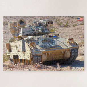 ARMORED PERSONNEL CARRIER M2 Bradley (20 x 30 Zoll Puzzle