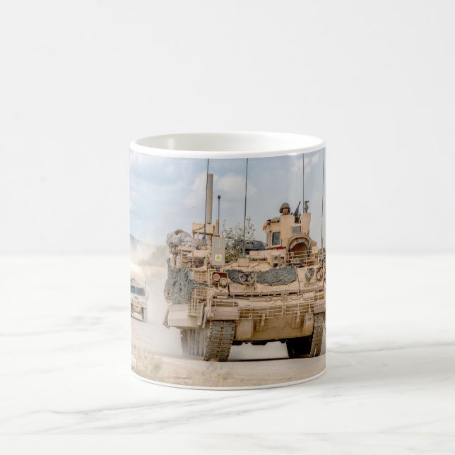 ARMORED PERSONNEL CARRIER - M2 Bradley Kaffeetasse (Mittel)