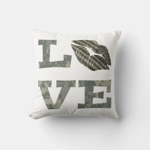 Army Liebe Throw Kissen
