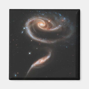 Arp 273 Interaktive Galaxien in Andromeda. Magnet