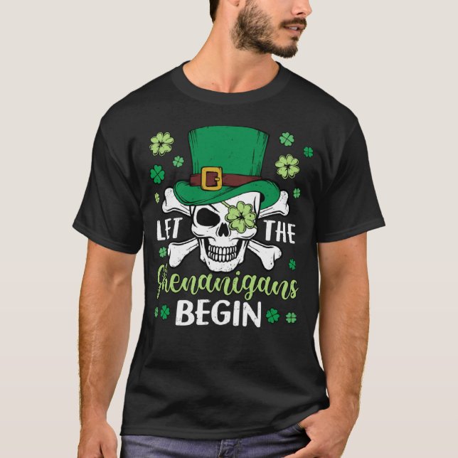 Arr ish Pirate Skull Lass The Shenanigans T-Shirt (Vorderseite)