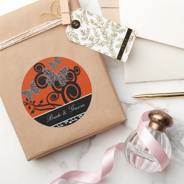 Art Deco Butterfly Bridge and Groom Runder Aufkleber (Schenken)