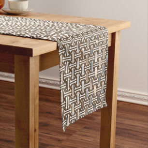 Art Deco Chinesisch Fret, Taupe Tan und Weiß Kurzer Tischläufer