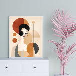 Art Deco Dreams: Moderner Retro-Chic Poster<br><div class="desc">Treten Sie ein in eine Welt der Vintagen Verlockung mit diesem bezaubernden Poster. Mit einer Vintagen Darstellung einer Frau im abstrakten Stil erinnert sie an den Charme der 40er Jahre mit erdigen Tönen und geometrischer Ästhetik. Die Mischung aus klassischer Balance, kreisförmigen Formen und gedämpften Tönen schafft ein zeitloses Stück, das...</div>