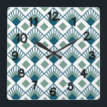 Art Deco Fans  Quadratische Wanduhr<br><div class="desc">Diese Wanduhr hat ein kunstvolles Deko-Design von aquamarinen Diamanten mit diagonalen Linien und meeresgrünen Diamanten auf einem weißen Feld.</div>