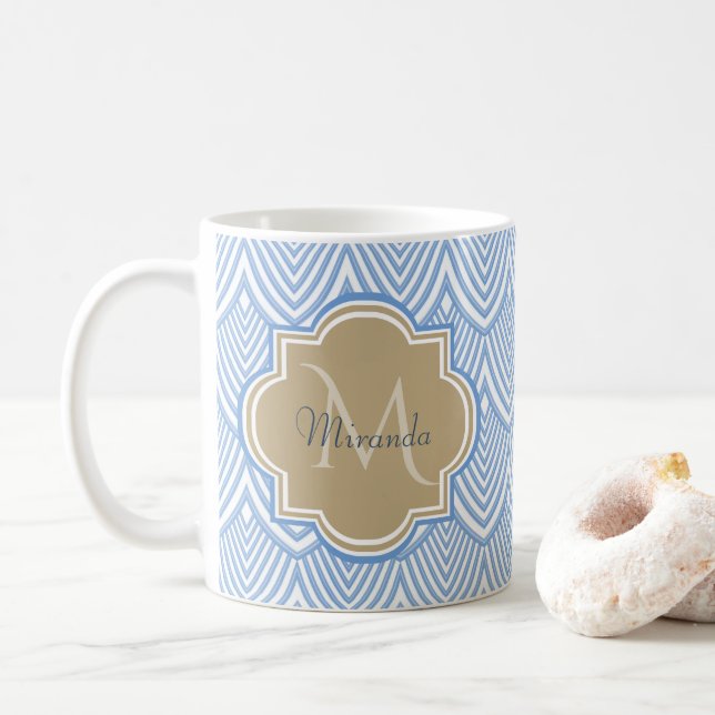 Art Deco Light Blue Fish Scales Tan Monogram Name Kaffeetasse (Mit Donut)