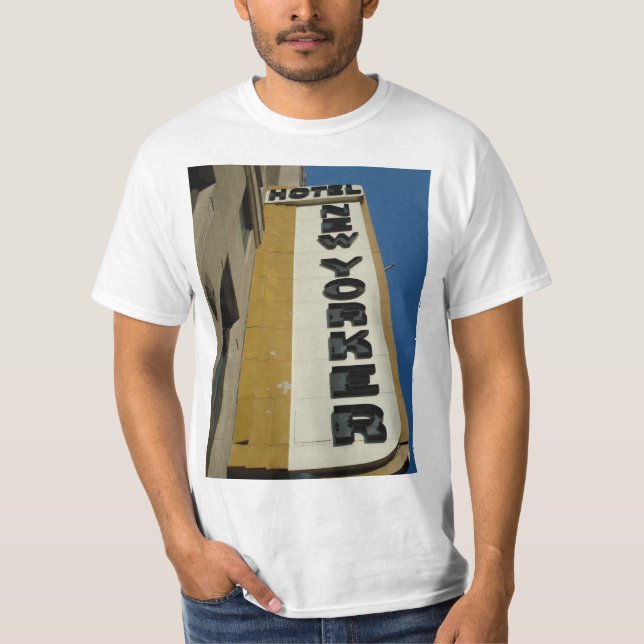 Art Deco Manhattan, New York, NY T-Shirt (Vorderseite)