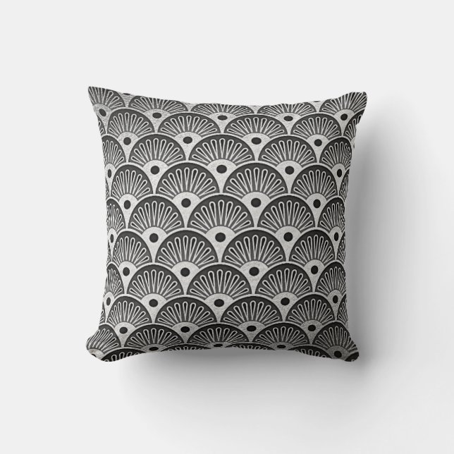 Art Deco Silver Schwarz-weiß Seashells Kissen (Vorderseite)