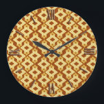 Art Deco Tapete Muster, Golden Brown Große Wanduhr<br><div class="desc">Art Deco geometrische Tapeten Muster in hellbeige und goldfarben auf einem tiefer goldbraunen Hintergrund</div>