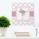 Art Deco Wave Patten Pink Flamingo Quadratische Wanduhr<br><div class="desc">Dieses Design besticht durch einen Flamingo im Art-Déco-Stil. Das schöne tropische Vogeldesign mit einem rosa-weißen Wellenmuster macht eine moderne und einzigartige Wanduhr.</div>