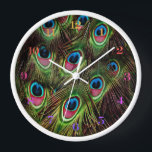 Art Deko aquamarine türkisgrüne Pfauenfeder Uhr<br><div class="desc">art Deko aquamarin türkisfarbene Pfauenfederaccessoires. Bohemische Pfauendekorationen für tropische Zuhause</div>