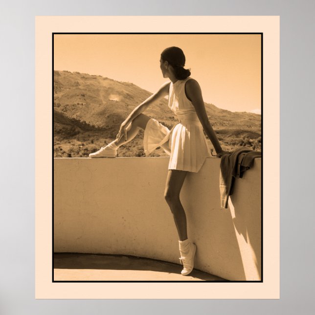 Art Foto, Dame in Tennis Outfit Poster (Vorne)