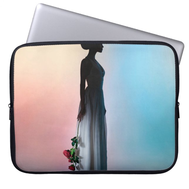 Art Modestudio Foto von wunderschönen Frauen Laptopschutzhülle (Vorderseite)