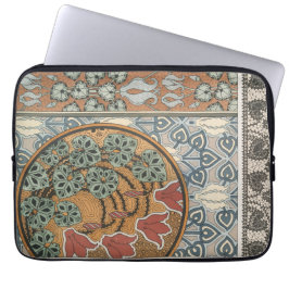 Art nouveau Cyclamen floral Eugene Grasset elegant Laptopschutzhülle