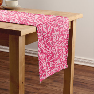 Art Nouveau Floral Damask, Deep Fuchsia Pink Kurzer Tischläufer