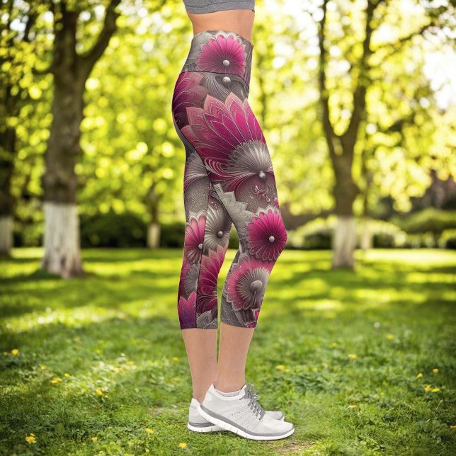 Art Nouveau Pink und Silver Fans Capri Leggings (Von Creator hochgeladen)