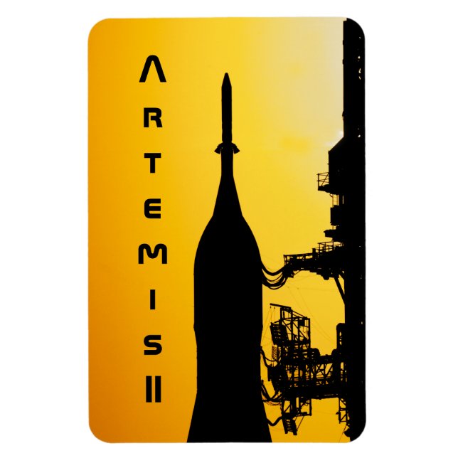Artemis II auf der Startrampe Magnet (Vertikal)