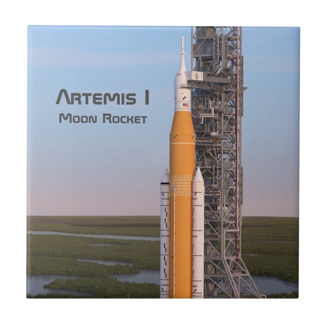 Artemis One Moon Rocket auf Pad Fliese (Vorderseite)