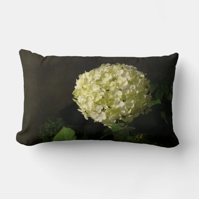 Artful Annabelle Hydrangea Bloom Lendenkissen (Vorderseite)