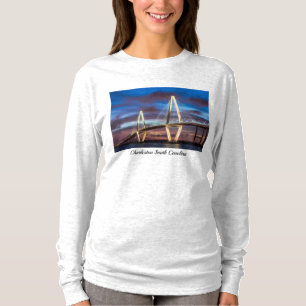 Arthur Ravenel Bridge am nächtlichen Langschläfer T-Shirt