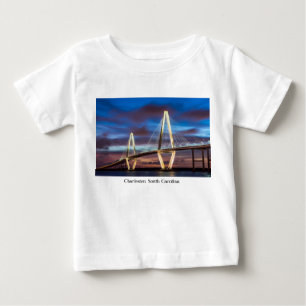 Arthur Ravenel-Brücke bei Nacht Baby T-shirt
