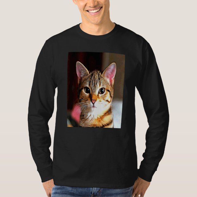 Artistic Baby Faced Yellow Mit Augen Brown Tabby C T-Shirt (Vorderseite)