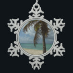 Aruban Beach I Beautiful Nature Szene Schneeflocken Zinn-Ornament<br><div class="desc">Manchmal will man einfach, an einen warmen und tropischen Ort zu gelangen, und dieses Bild fasst das Erlebnis zusammen. Diese tropische Szene zeigt den weißen Sandstrand von Aruba mit Kokospalmen. Karo in unserem Laden für ruhigere Fotos am Strand. Dieses Bild ist auch als Widescreen-Tapete "Aruban Beach I" von www.mlewallpapers.com zu...</div>