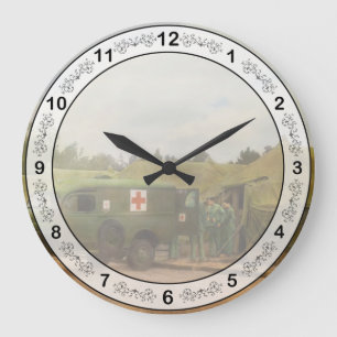 Arzt - 1942 - Verlegung des Patienten Große Wanduhr