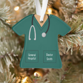 Ärztin oder Krankenpflegerin Ornament