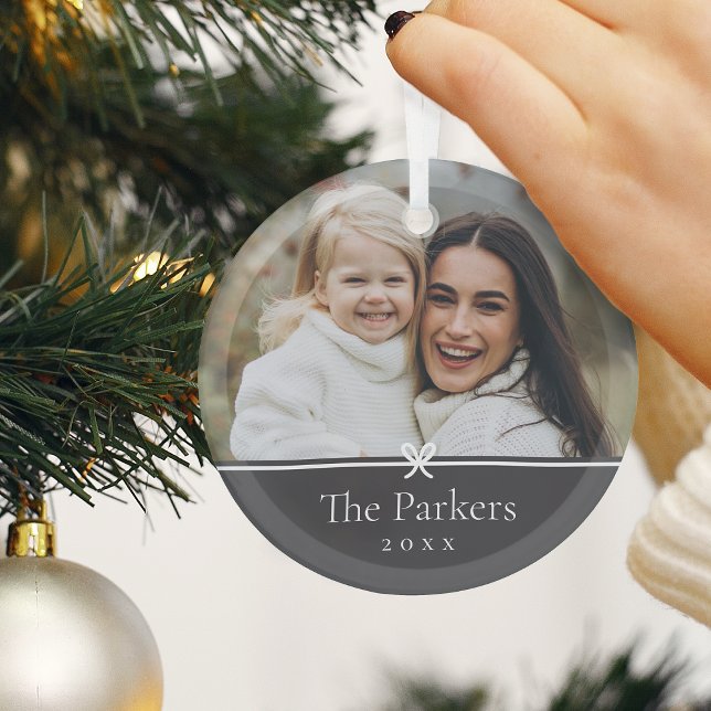 Asche | Einfaches Minimal Bow-Foto Ornament Aus Glas (Von Creator hochgeladen)