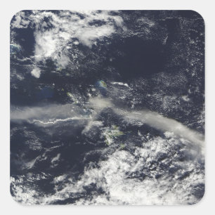 Ash Plume aus Soufriere Hills, Montserrat Quadratischer Aufkleber