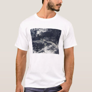 Ash Plume aus Soufriere Hills, Montserrat T-Shirt