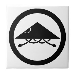 Ashigaru-Helm in Kreis Fliese