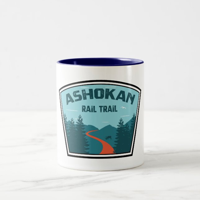 Ashokan Rail Trail New York Zweifarbige Tasse (Mittel)