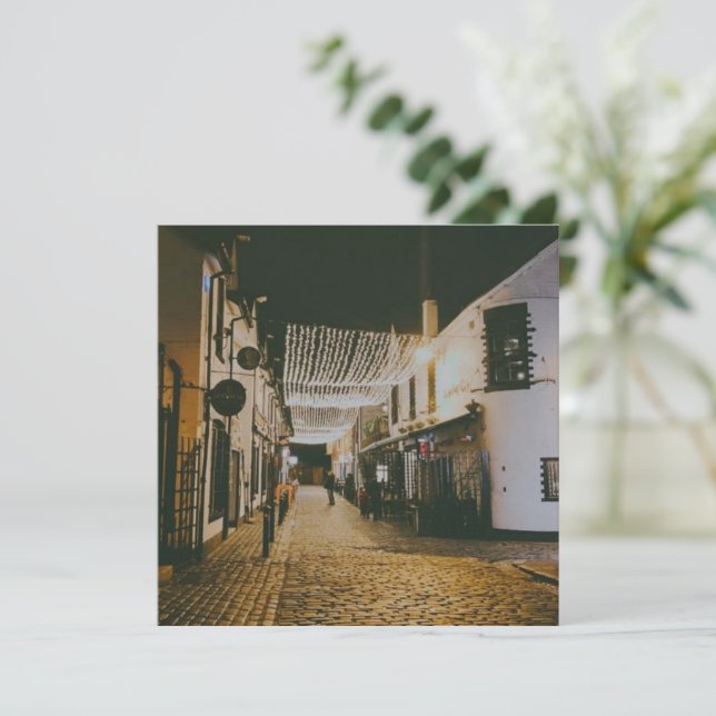 Ashton Lane, Glasgow, Schottland (Stehend Vorderseite)