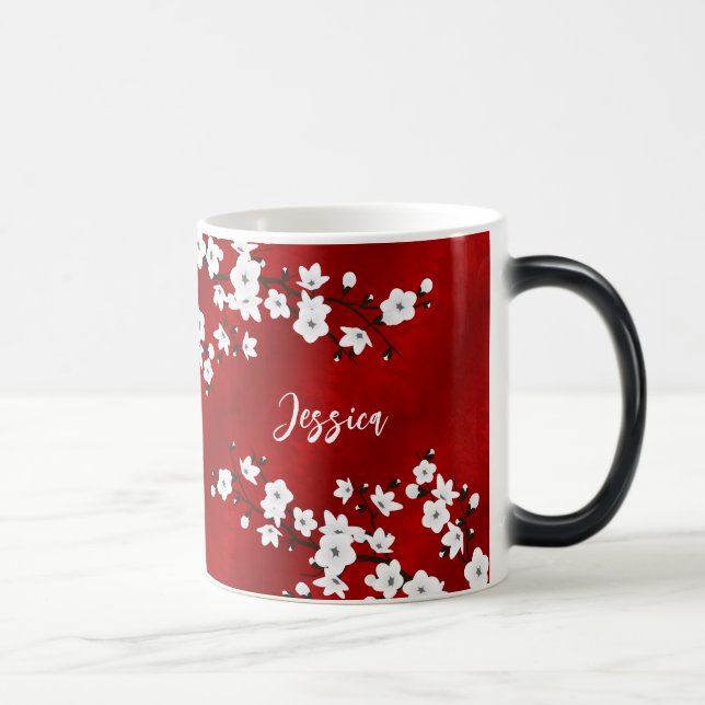 Asia Floral White Cherry Blossom Red Monogram Verwandlungstasse (Rechts)