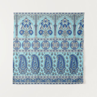 Asian Paisley Border: Traditionelles Design. Wandteppich