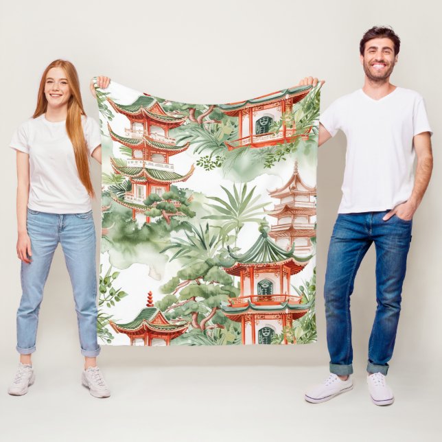 Asiatische Pagode in Verdant Landscape (3) Fleecedecke (Beispiel)