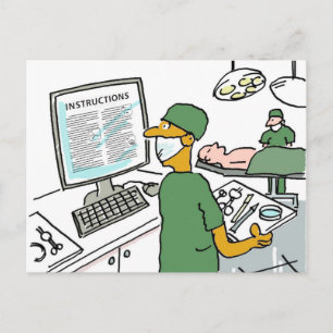 Asiatischer Chirurg überprüft Anweisungen. Lustig Postkarte