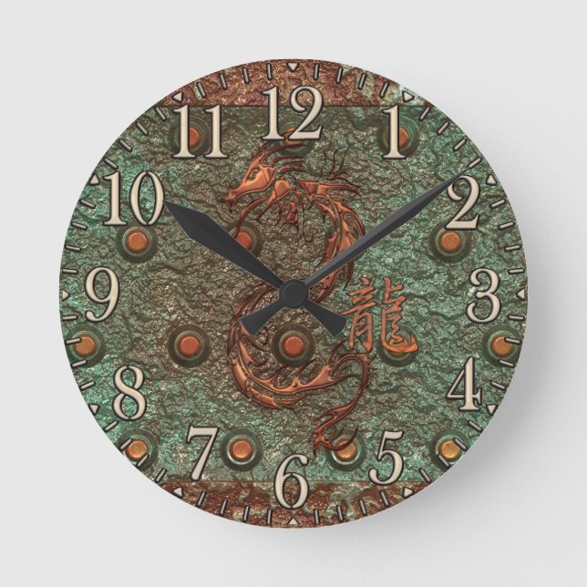 Asiatischer kupferner Drache-rostige Runde Wanduhr (Vorderseite)