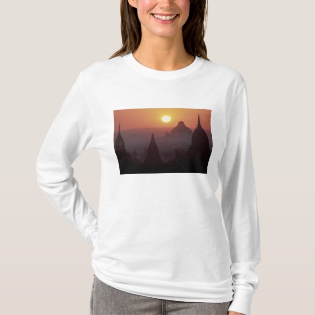 Asien, Birma (Myanmar), Heide (Bagan) Der Tempel T-Shirt (Vorderseite)