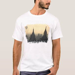 Asien, Burma, (Myanmar), Pagan (Bagan) Heißluft T-Shirt